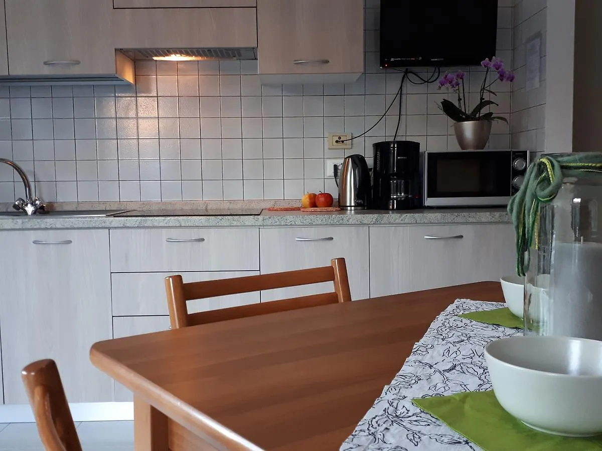 3Muzen Apartments Tremosine